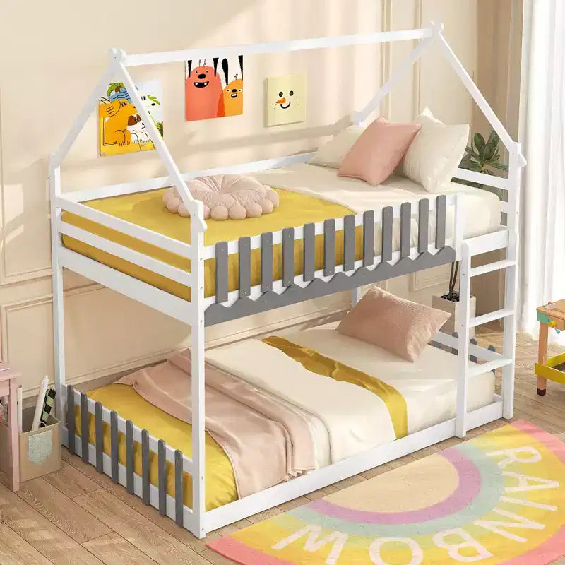 Letto a castello in legno massello con recinzione e scaletta, bianco, 79"A x 77.5"L x 47"P, per bambini
