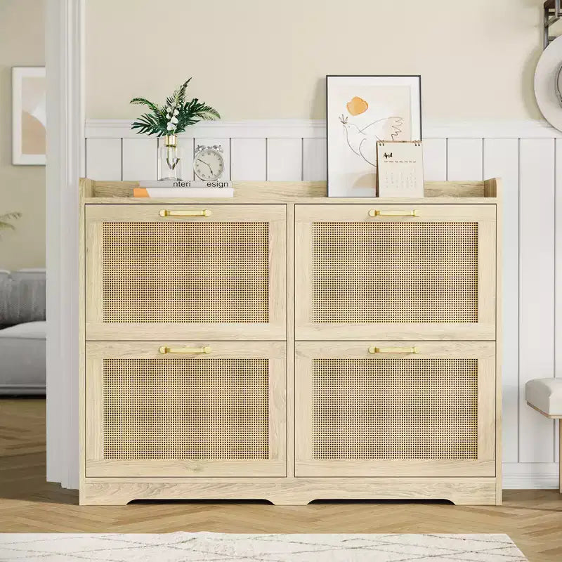 Ampia scarpiera in rattan con 4 cassetti a ribalta, design autoportante in legno e traspirante, 105 cm (L)