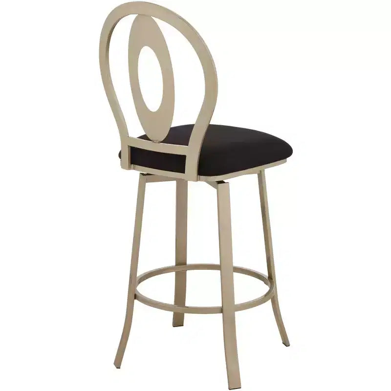 Sgabello da bar girevole in metallo, altezza seduta 74 cm, struttura color oro champagne, cuscino nero con schienale e poggiapiedi